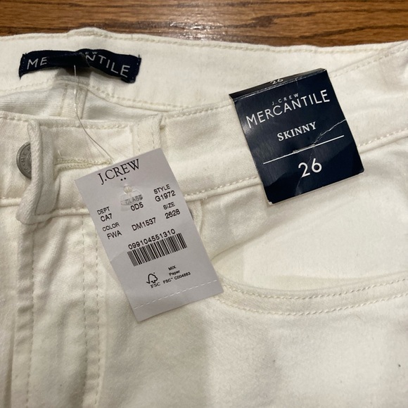 5 for $25! NWT. White skinny jeans from J Crew - Picture 2 of 2